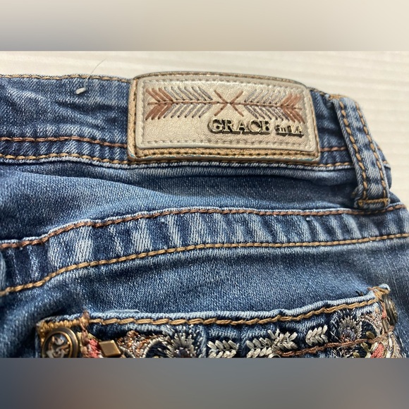 Grace In LA Bootcut Women's Embroidered Jeans Size 26 - Picture 4 of 9